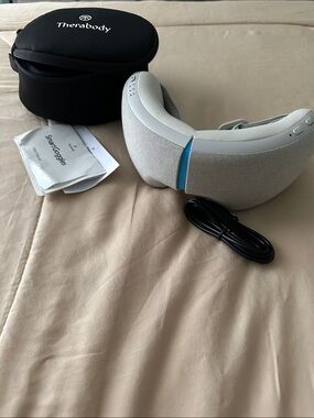 Therabody White and Blue Smart Eye Massager with Carry Case